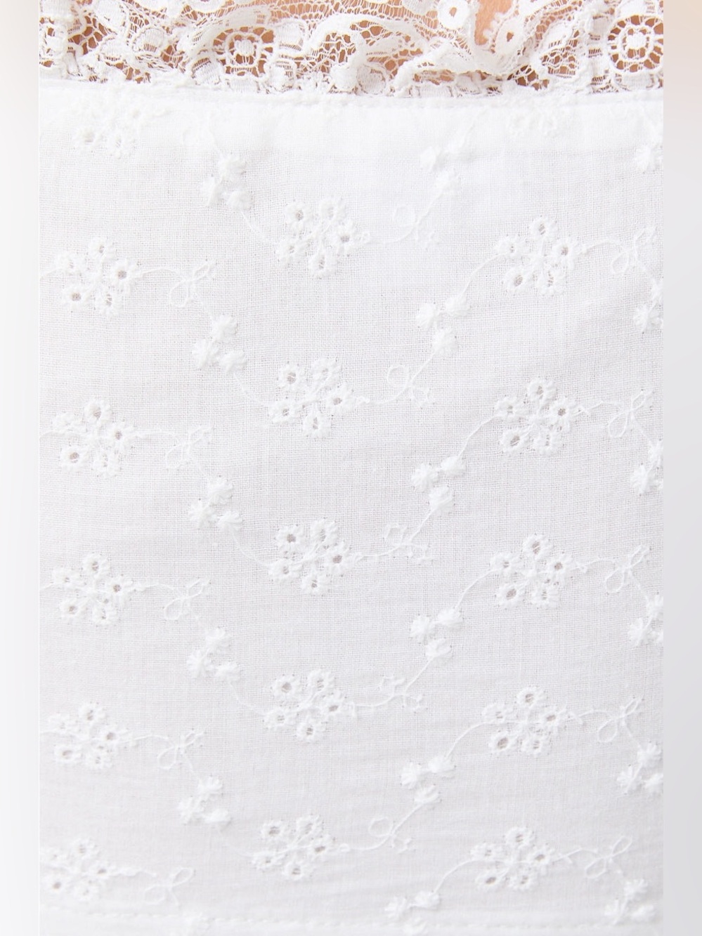 Eyelet Lace Trim Sleeveless Square Neck Top - Le Lis - Picture 6 of 6